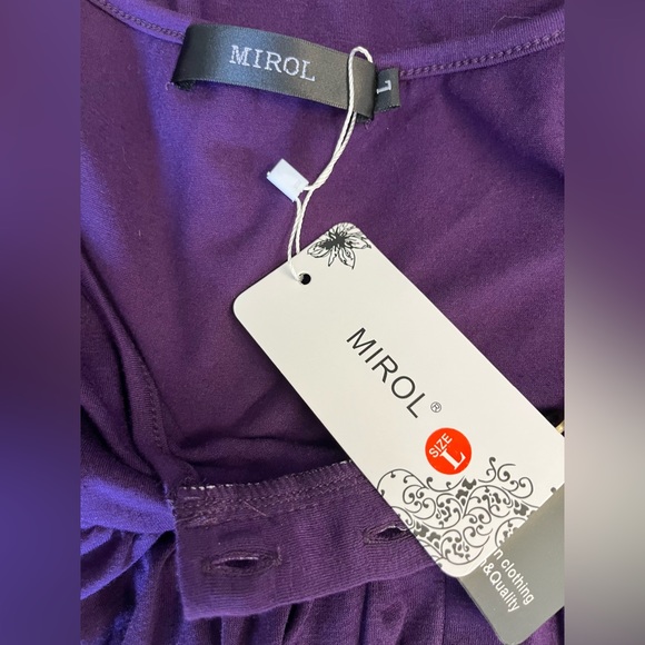 Sold…NWT Purple Sleeveless Summer Top - Picture 4 of 6